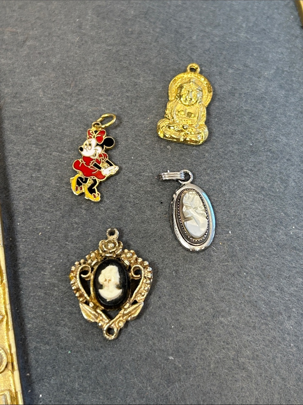 Craft! Bundle of pendants